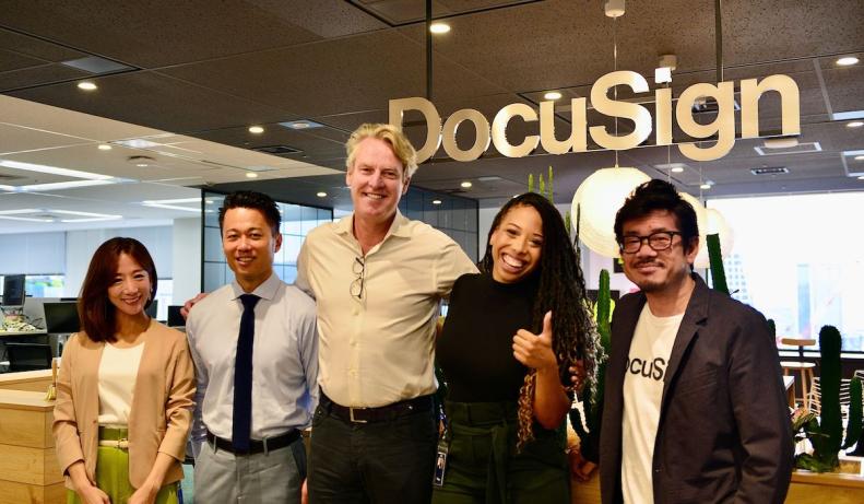 Allan Thygesen and employees from DocuSign Japan